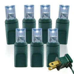 70 Light Pure White Twinkle 5 Mm Wide Angle Conical LED Christmas Lights